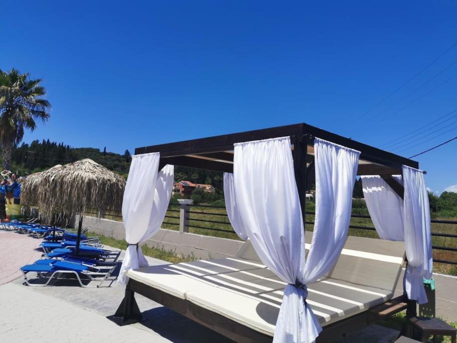 Sidari Waterpark Hotell Exteriör bild