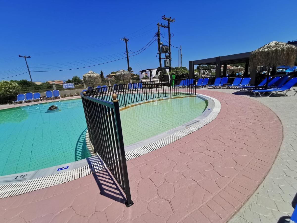 Sidari Waterpark Hotell Exteriör bild