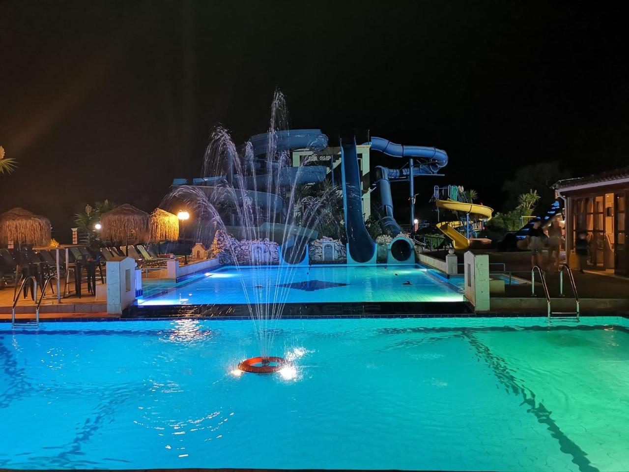 Sidari Waterpark Hotell Exteriör bild